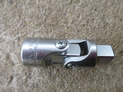 Cardan universel pour cle - pour, a